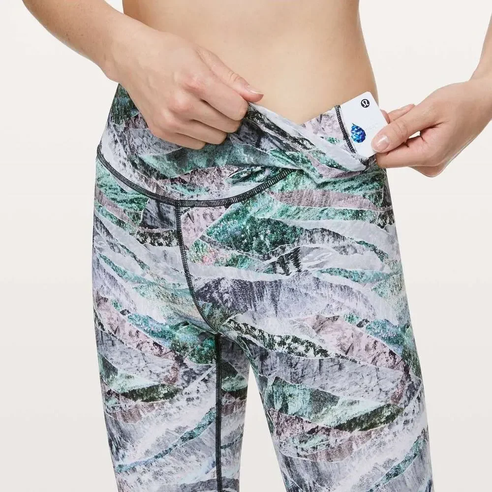 Lululemon Wunder Under 25 Luxtreme Leggings Size 6 Springscape Yoga Tight